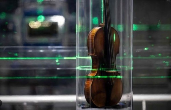 Зачем ученые просвечивали 300-летнюю скрипку Паганини рентгеном и что они обнаружили